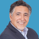 Mauricio Flores